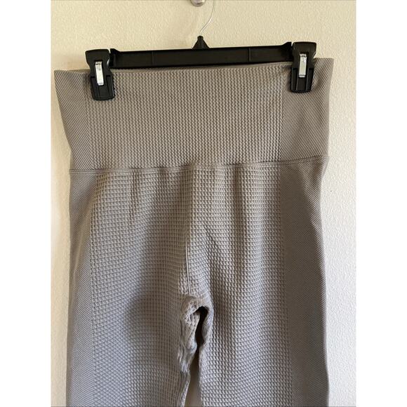 All in Motion Target Waffle Textured Leggings Activewear Gym Yoga Workout Pants - Picture 2 of 8